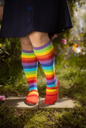 Curvy Rainbow Stripes Knee High